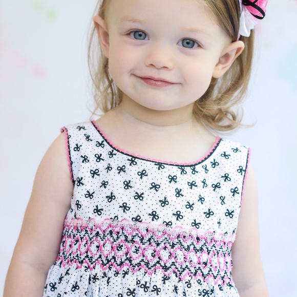Little Girls Hand Smocked Sleeveless Summer Dress - Picture 2 of 4